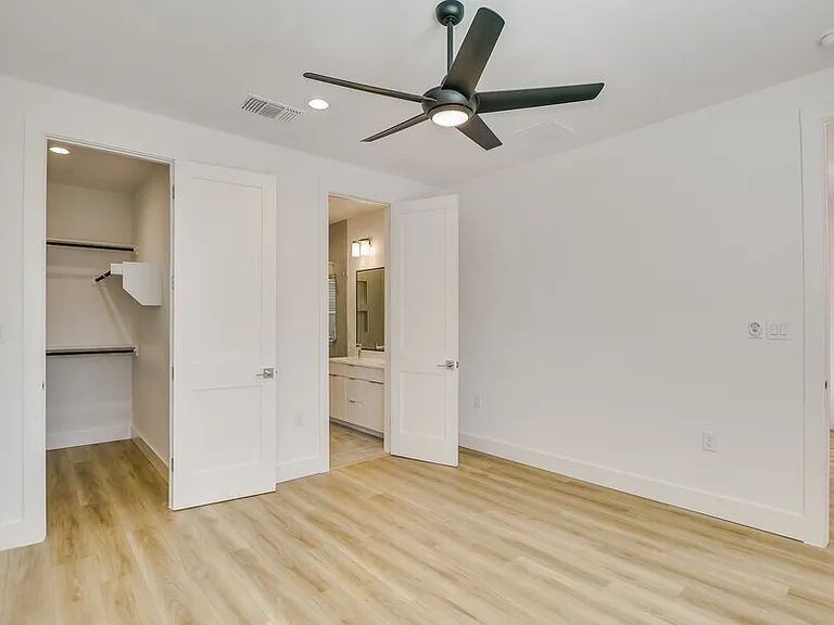 590 Old Mill Rd #108 — Photo 9
