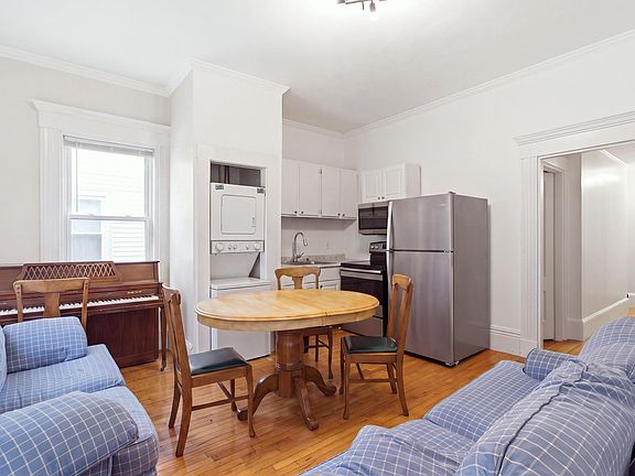 5th image of 48 Camp Street UNIT 2