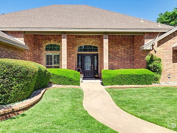 4th image of 5531 Woodbine Ln