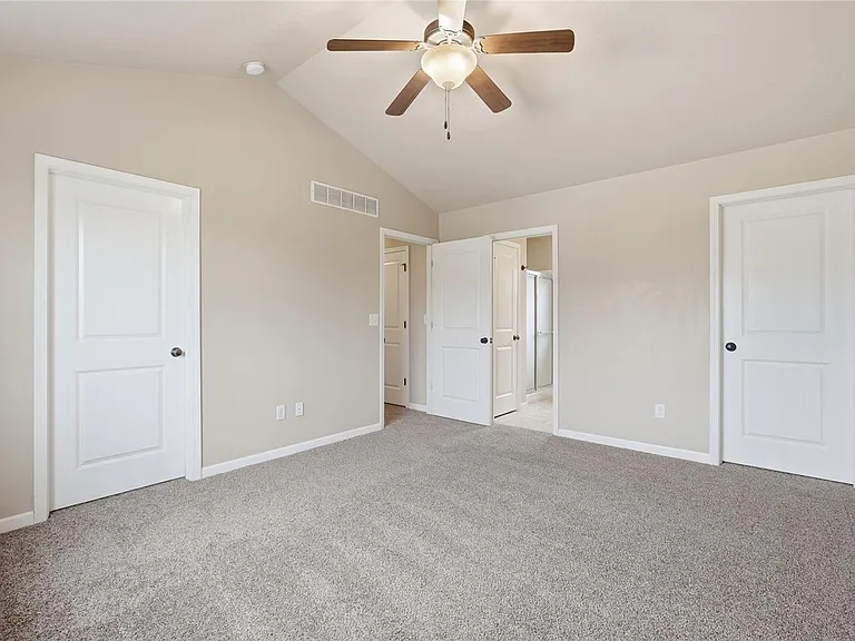 1694 Burr Dr — Photo 11