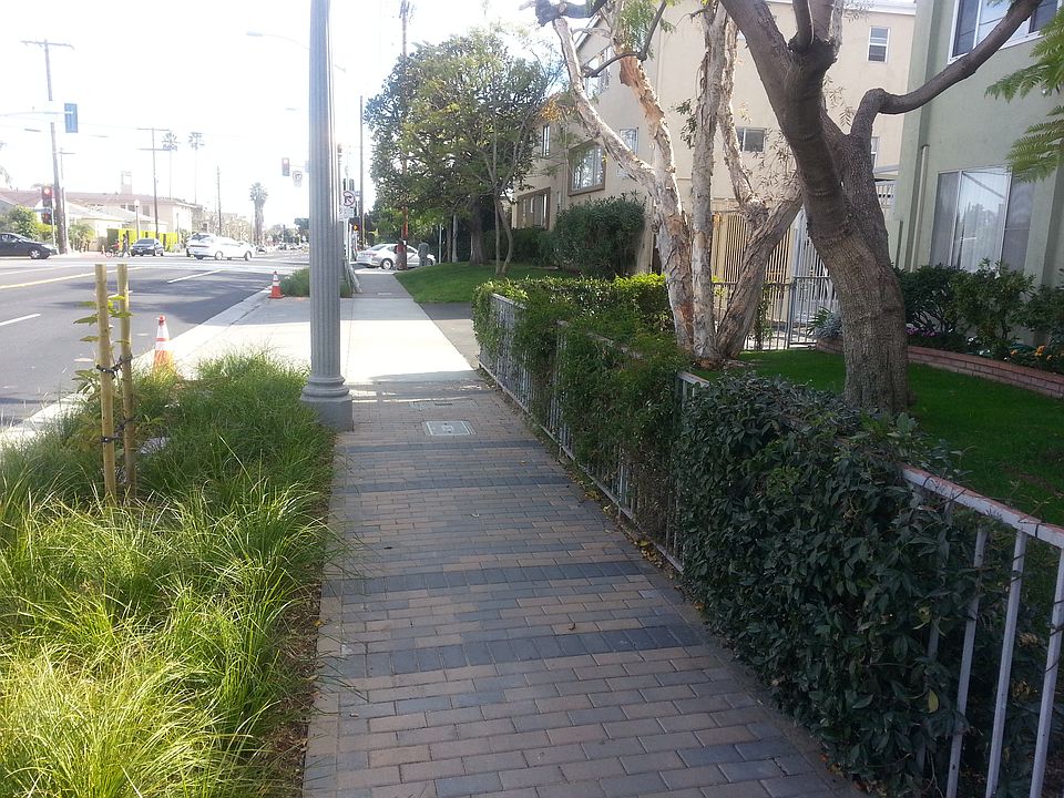 1950 cloverfield sidewalk vi