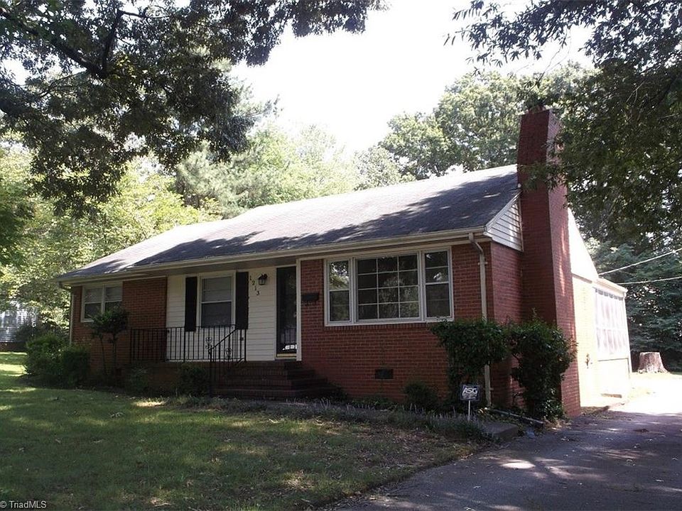 1st image of 1213 S Park Dr