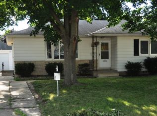 810 Dena St, Waterloo, IA 50702