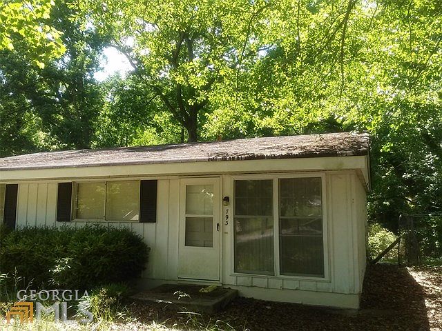 2nd image of 793 Brian Ln
