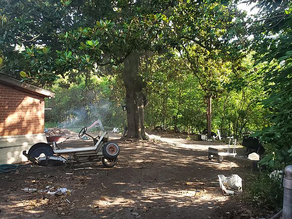 3rd image of 2258 Darlington Drive