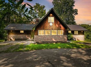 10 Wilderness Rd, Radford, VA 24141