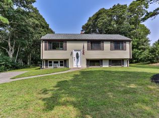 61 Thom Ave, Buzzards Bay, MA 02532