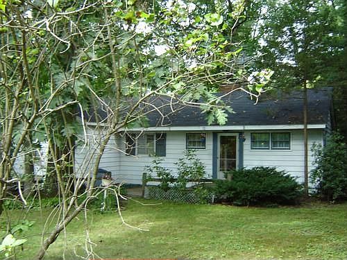 1st image of 11947 Greenway Cir