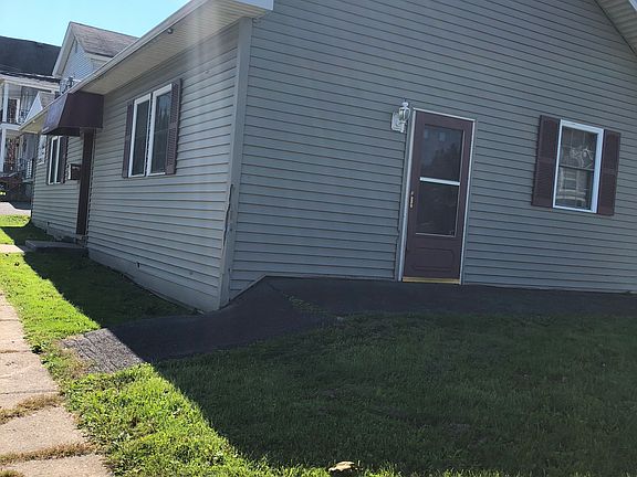 4th image of 1106 Albany St