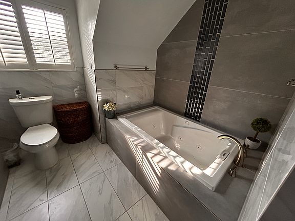 4th image of 6744 Lawndale St APT 2