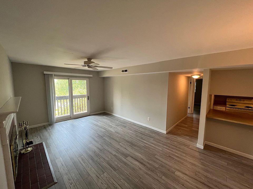 1st image of 141 W Woodbine Ave APT G