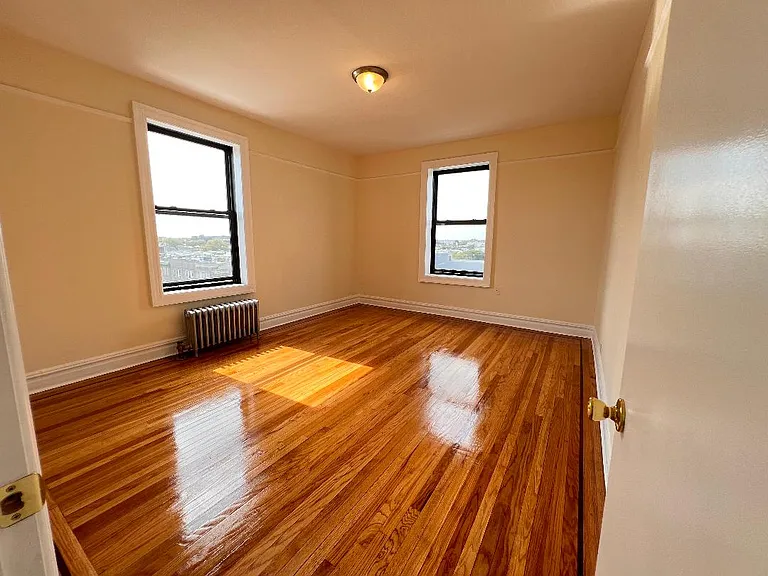 2202 64th St #5 — Photo 5
