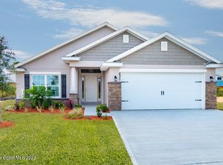 553 Lambert St SW, Palm Bay, FL 32908