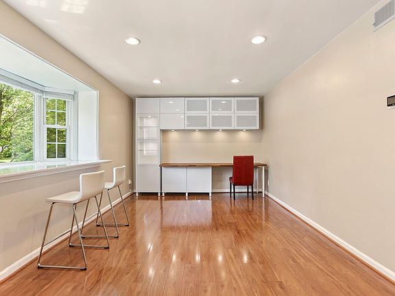 5th image of 2919 Willston Pl #142-101
