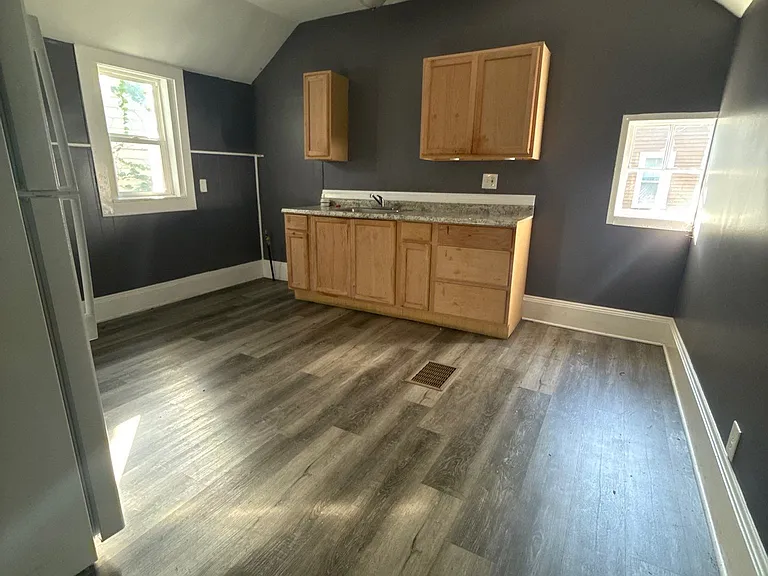 3224 Monroe Ave #1 — Photo 5