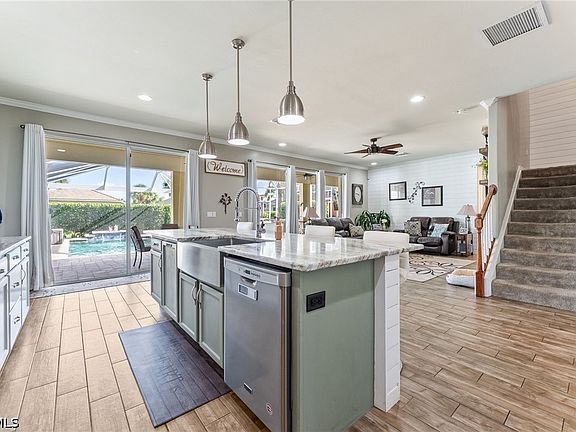 5th image of 2489 Sutherland Ct