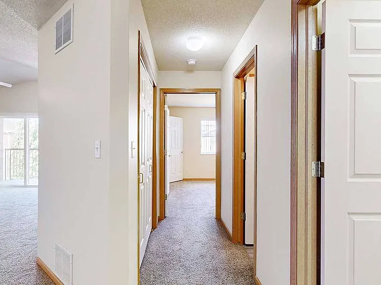 Northbrook Apartments — Photo 155