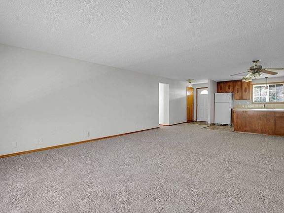 5th image of 677 NE 52nd Ave #961-683