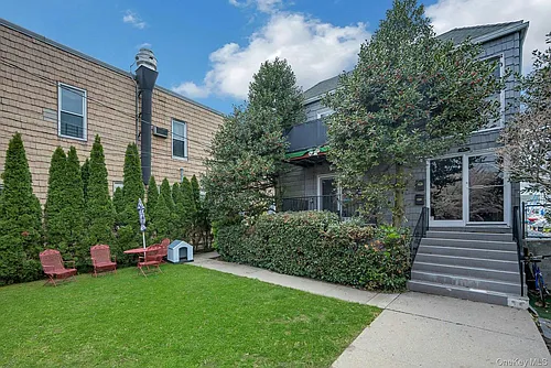 417 City Island Ave #1 Photo 1