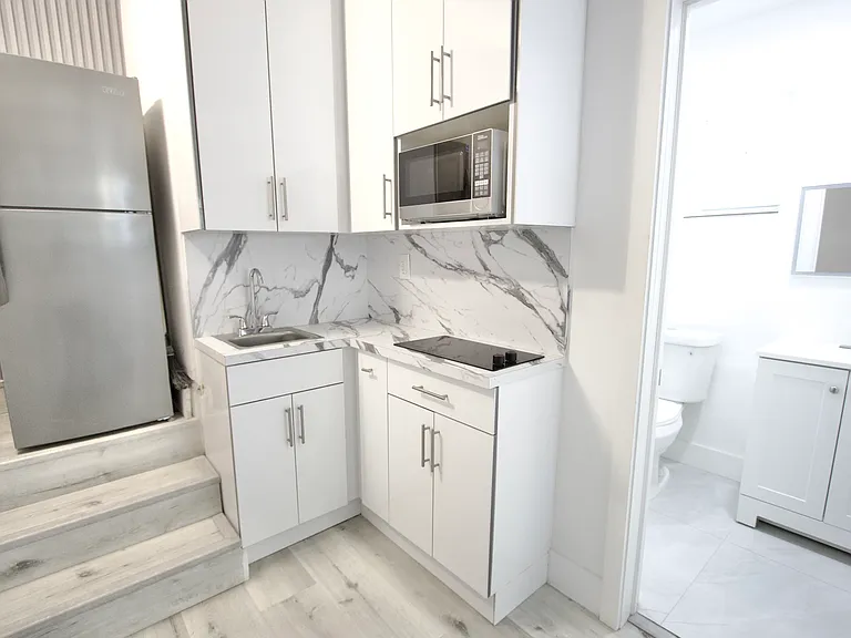 876 NE 81st St #2 — Photo 5