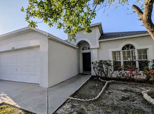 27534 Sky Lake Cir, Zephyrhills, FL 33544