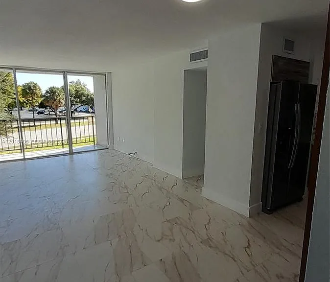 310 Fontainebleau Blvd #203 — Photo 22