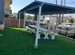 4520 Rosewood Ave #A, Los Angeles, CA 90004