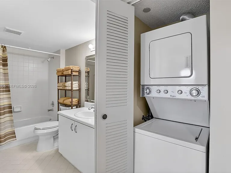 1651 SW 127th Ave #305A — Photo 14