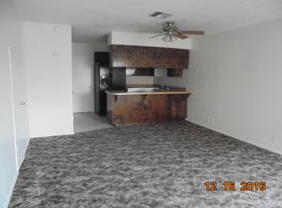 201 W Ash St APT D, Taft, CA 93268