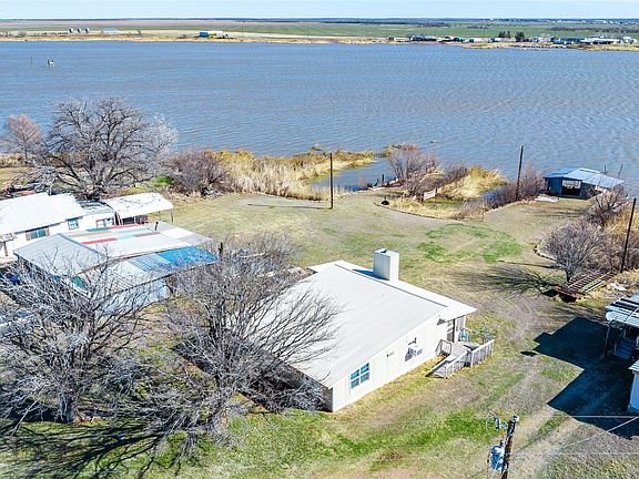 2nd image of 1375 Vedas Camp Rd