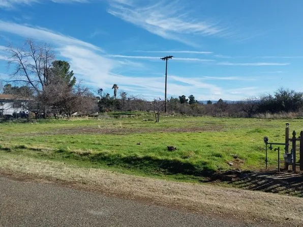 14065 S Holly Rd, Mayer, AZ 86333
