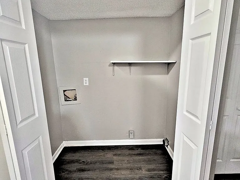 Avalon Cove Townhomes — Photo 53