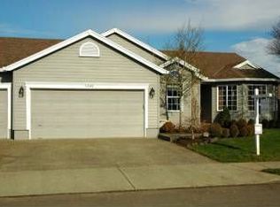 1394 SE 11th Loop, Canby, OR 97013