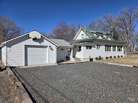 5th image of 387 E Avenue A