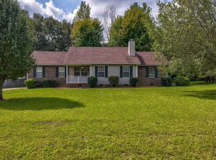 504 Cedar Brook Dr, White House, TN 37188