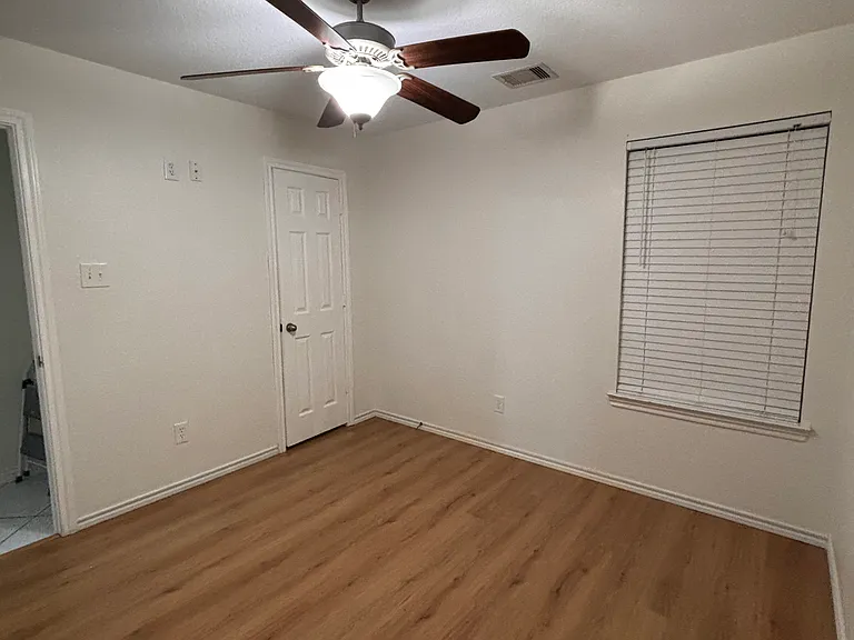 9006 Wildbird Ln — Photo 12
