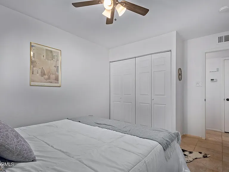 3215 S Kachina Dr — Photo 24