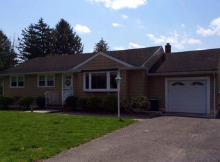 13 Franklin Dr, Hillsborough, NJ 08844