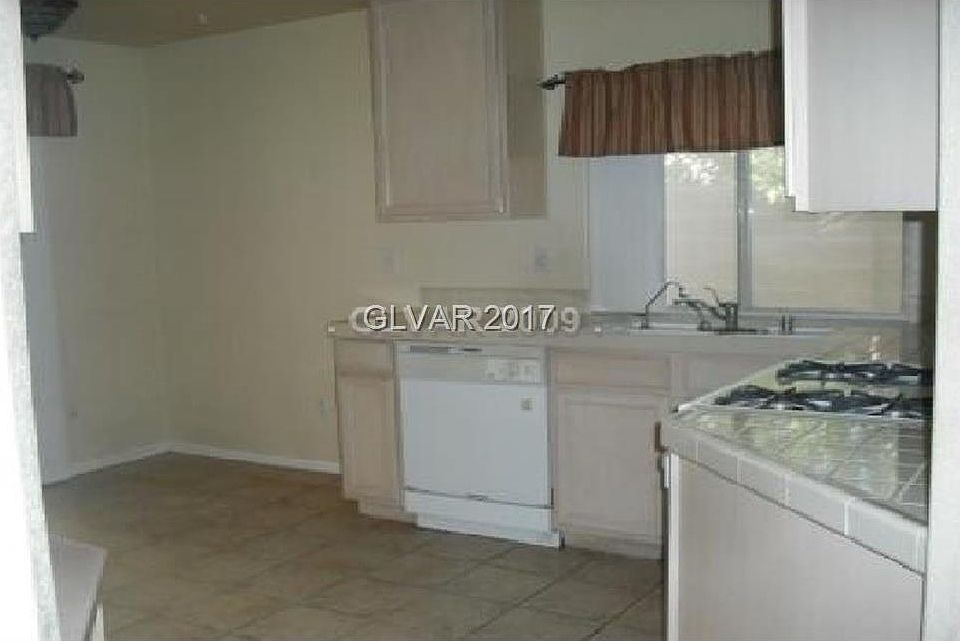 1st image of 929 Toro Canyon Ln #0
