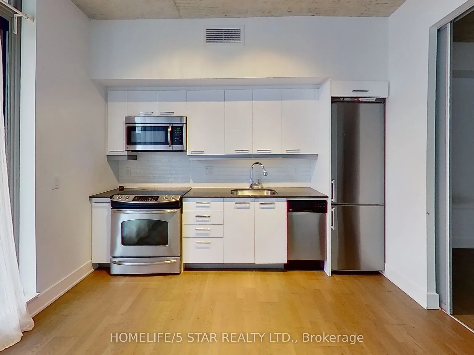 1 bed, $2,195 — Photo 2