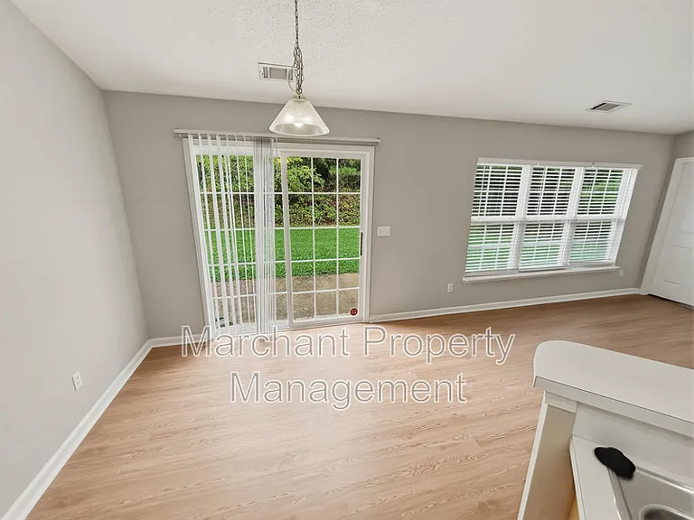 776 Waterbrook Ln — Photo 12