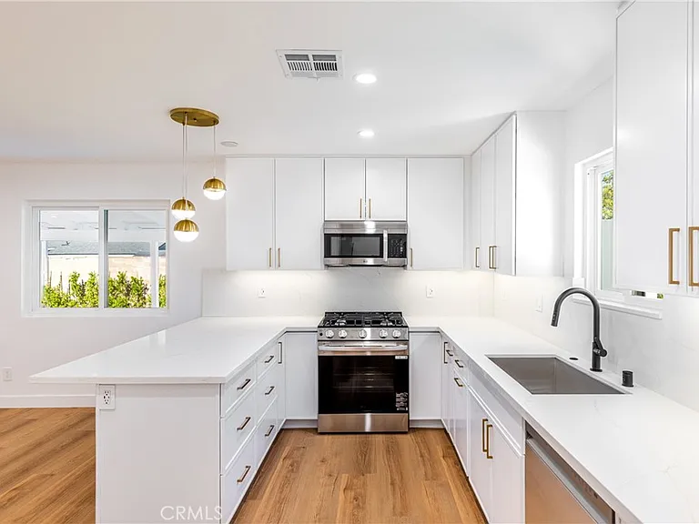 23019 Covello St — Photo 2
