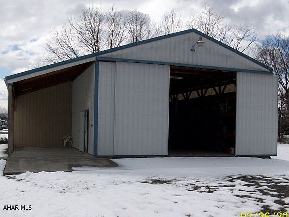 2nd image of 307 Spencer Creek Dr