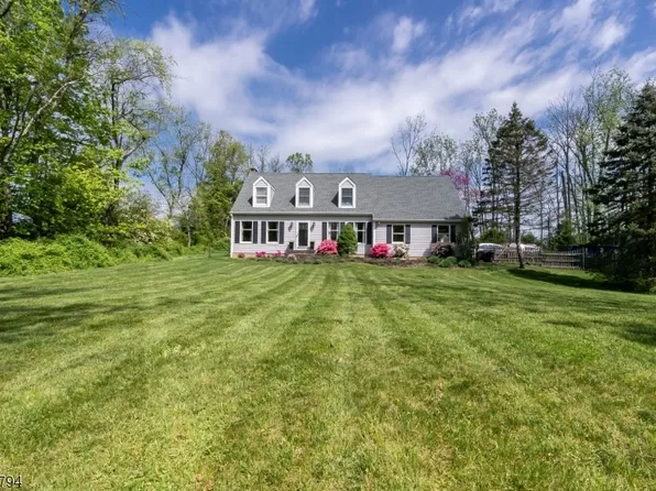 64 Garboski Rd, East Amwell Twp., NJ 08559