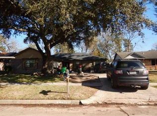 23914 Pea Ridge Dr, Spring, TX 77373