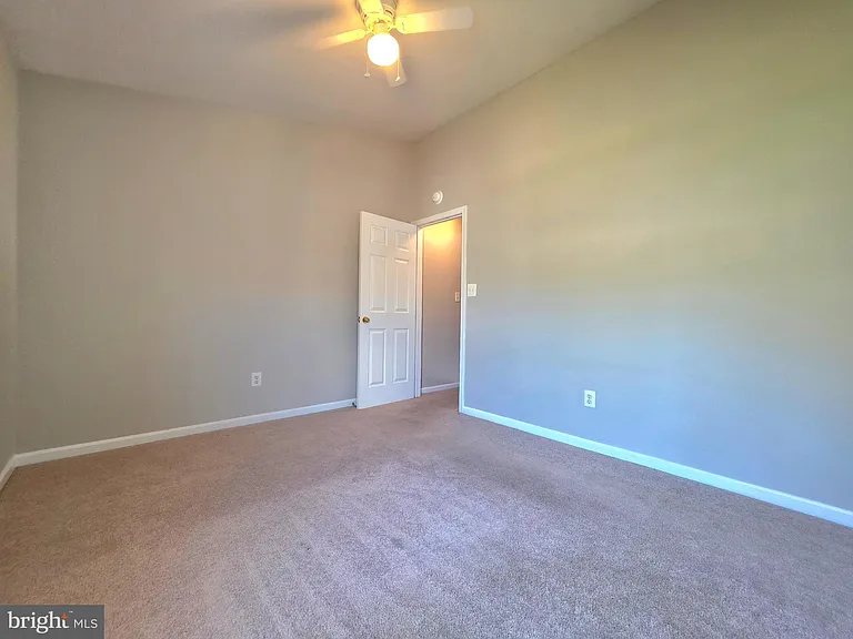 3643 Crosswater Ct — Photo 21