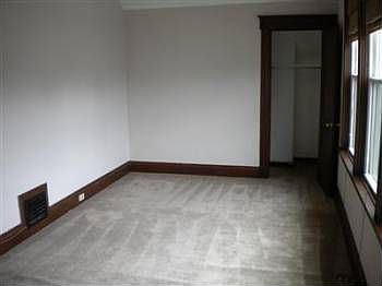 4th image of 3118 Urwiler Ave