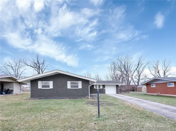 709 N Eppington Dr, Dayton, OH 45426