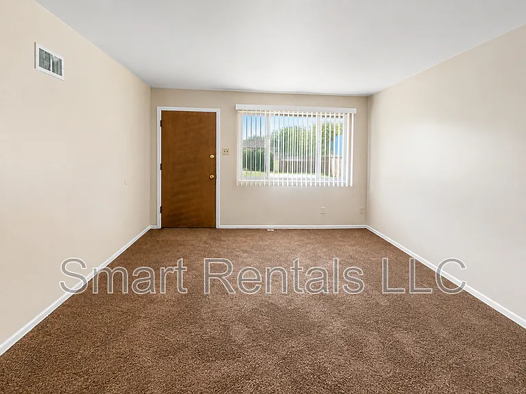 4277 Chippewa St #1 — Photo 1