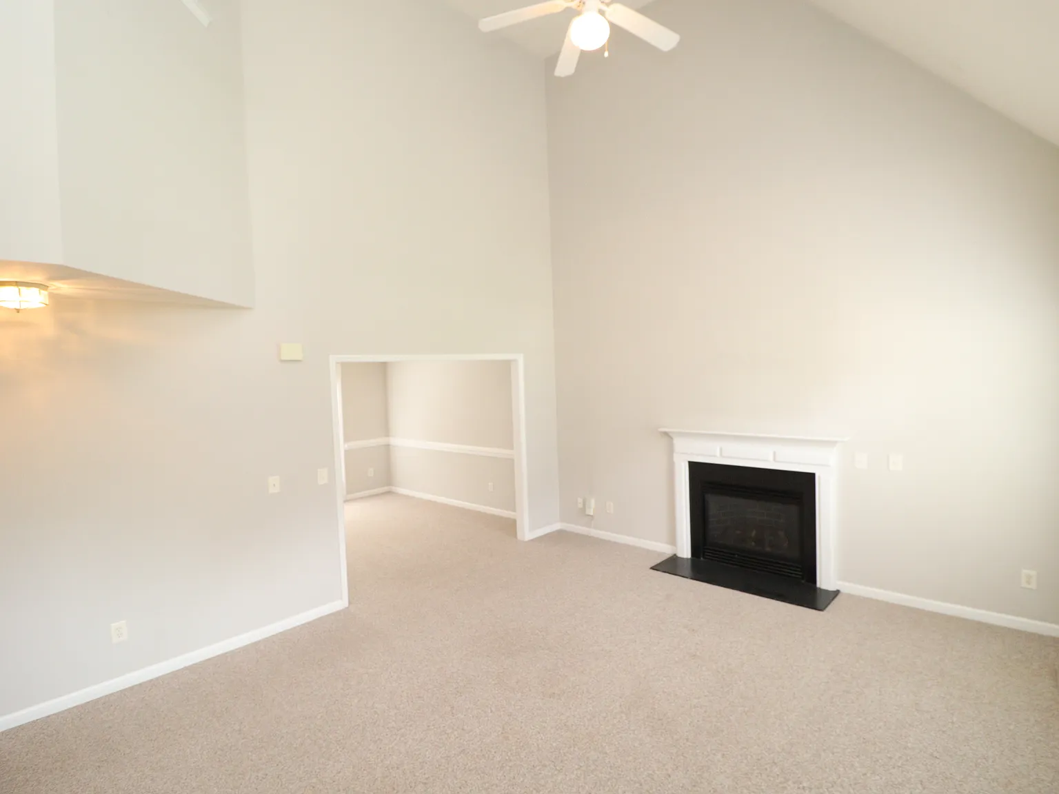 4 bed, 2.5 bath, $2,295 — Photo 2
